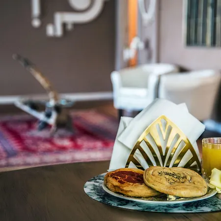 Tatiana Luxury Bed and Breakfast Trebbiantico