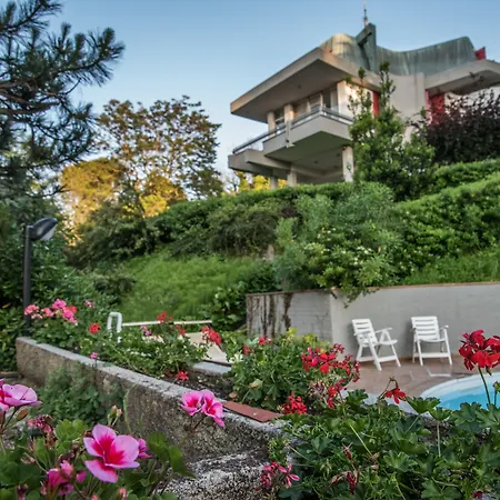 Bed & Breakfast Tatiana Luxury 3*