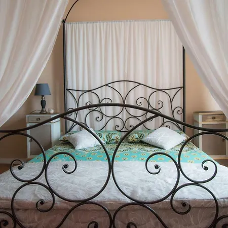 Tatiana Luxury 3* Треббиантико